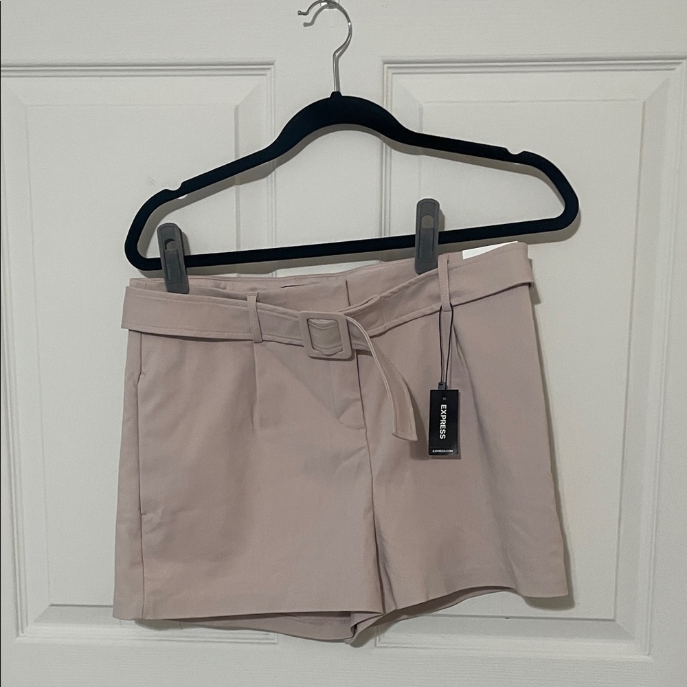 NWT light pink shorts size 8